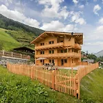 Haus Alpenprinzessin Stubai Tirol Luxury Naturperle Appartement Neustift im Stubaital