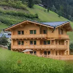 Haus Alpenprinzessin Stubai Tirol Luxury Naturperle Appartement *