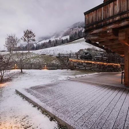 Haus Alpenprinzessin Stubai Tirol Luxury Naturperle Апартаменты Нойштифт-им-Штубайталь