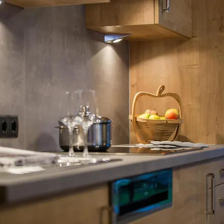 Daire Luxury Naturperle Inklusive Stubai Super Card Haus Alpenprinzessin Helles Holzhaus Zentral , Modern & Grossraeumig *
