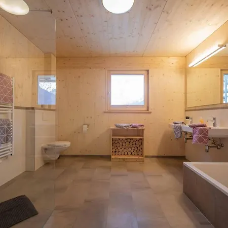 Luxury Naturperle Inklusive Stubai Super Card Haus Alpenprinzessin Helles Holzhaus Zentral , Modern & Grossraeumig Daire